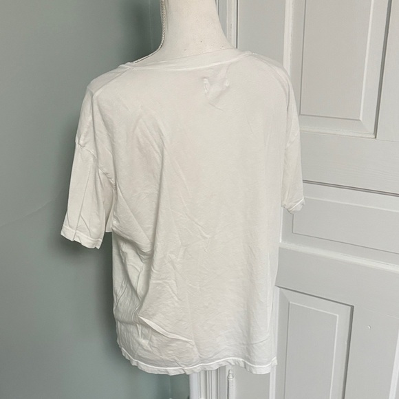 Mate the Label Classic White Women's T-Shirt V-Neck Size Large - Picture 3 of 5